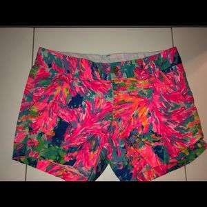 Lilly Pulitzer Callahan shorts-sz 4